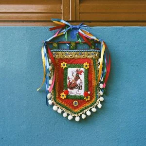 Sinuhe LP e João Albino abrem EP com bênção de São Jorge