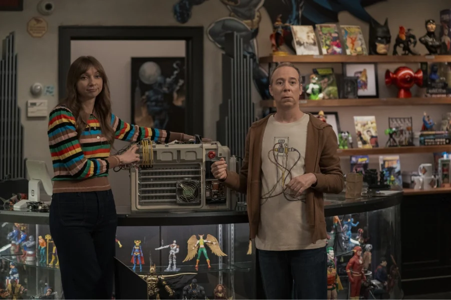 Stuart avalia largar multiverso no 6º episódio de sua série solo