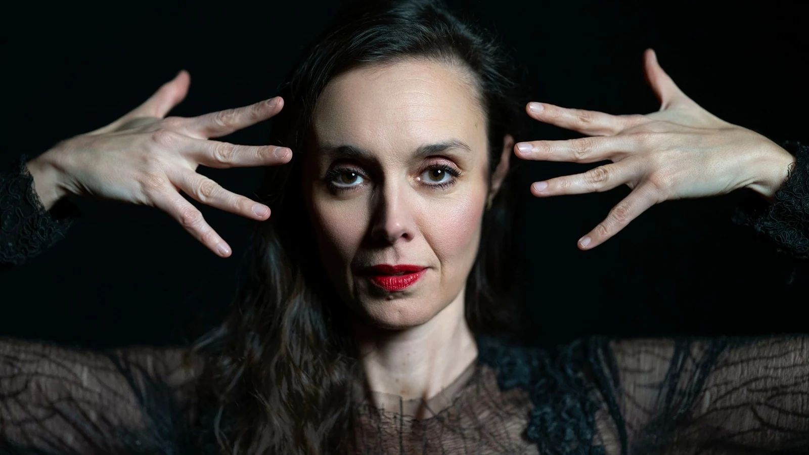 theatro municipal recebe recital gratuito com foco na musica grega featured