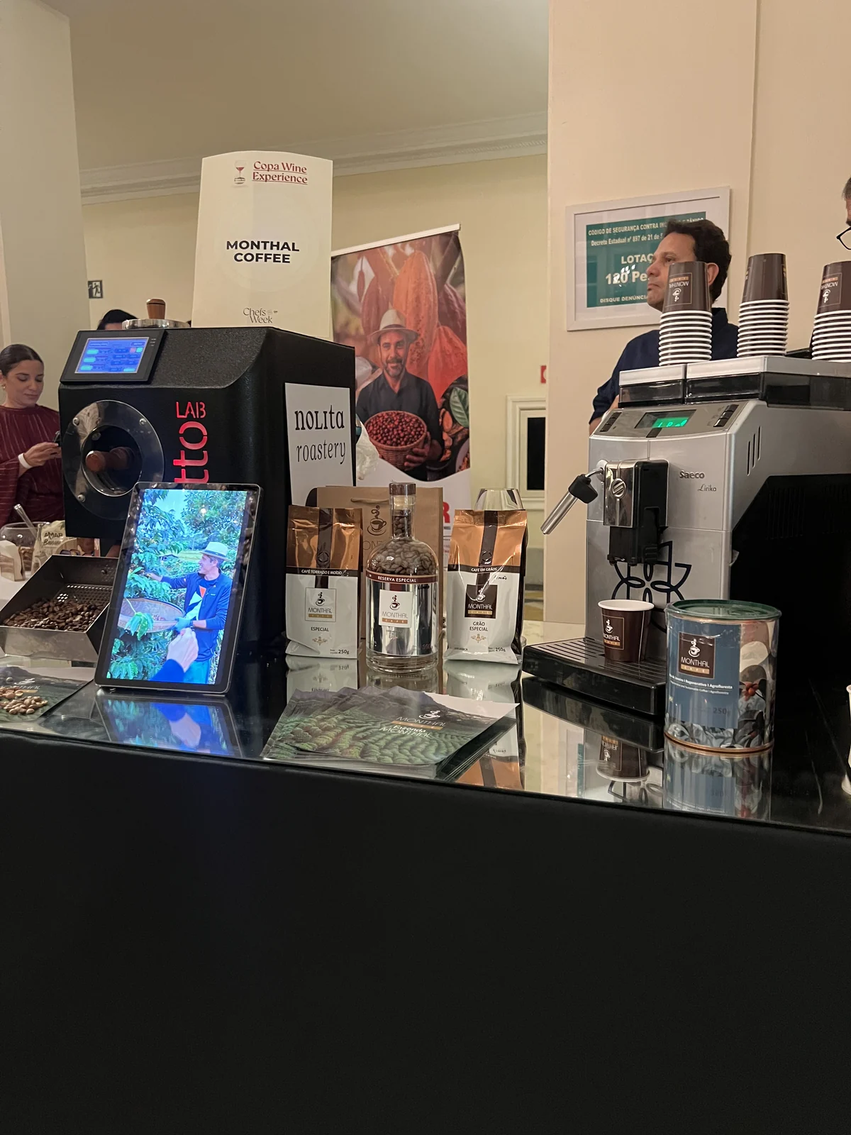 Torra ao vivo leva café da Região Serrana ao Copacabana Palace