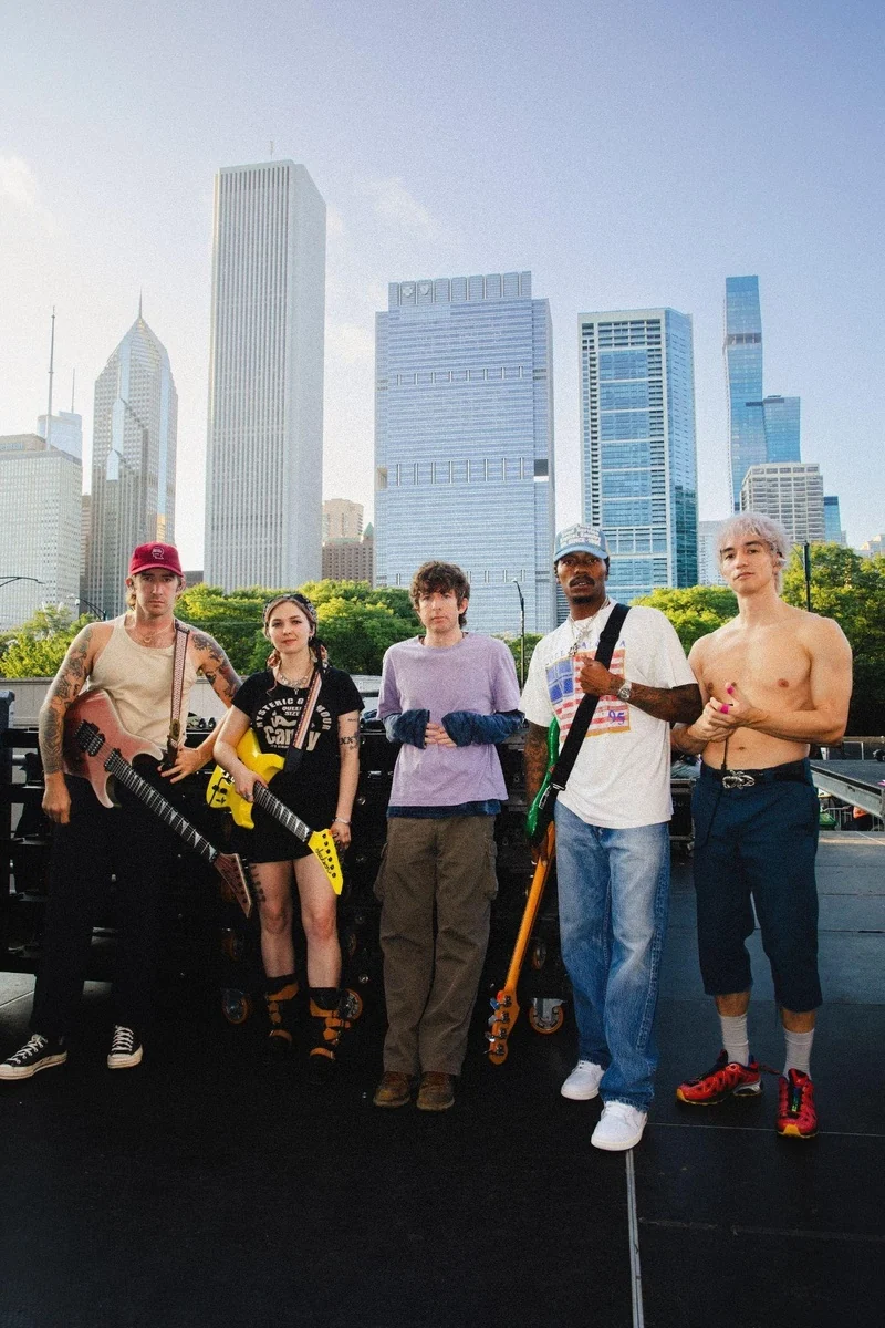 Turnstile une Elton John e Hayley Williams em novas versoes de disco 1 Turnstile une Elton John e Hayley Williams em novas versoes de disco