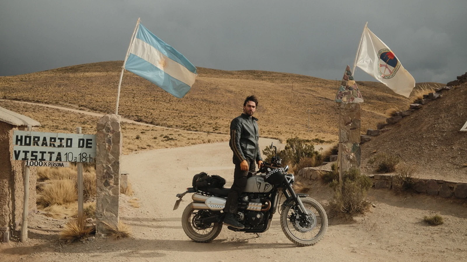 vagant investiga silencio e amadurecimento em travessia de moto featured