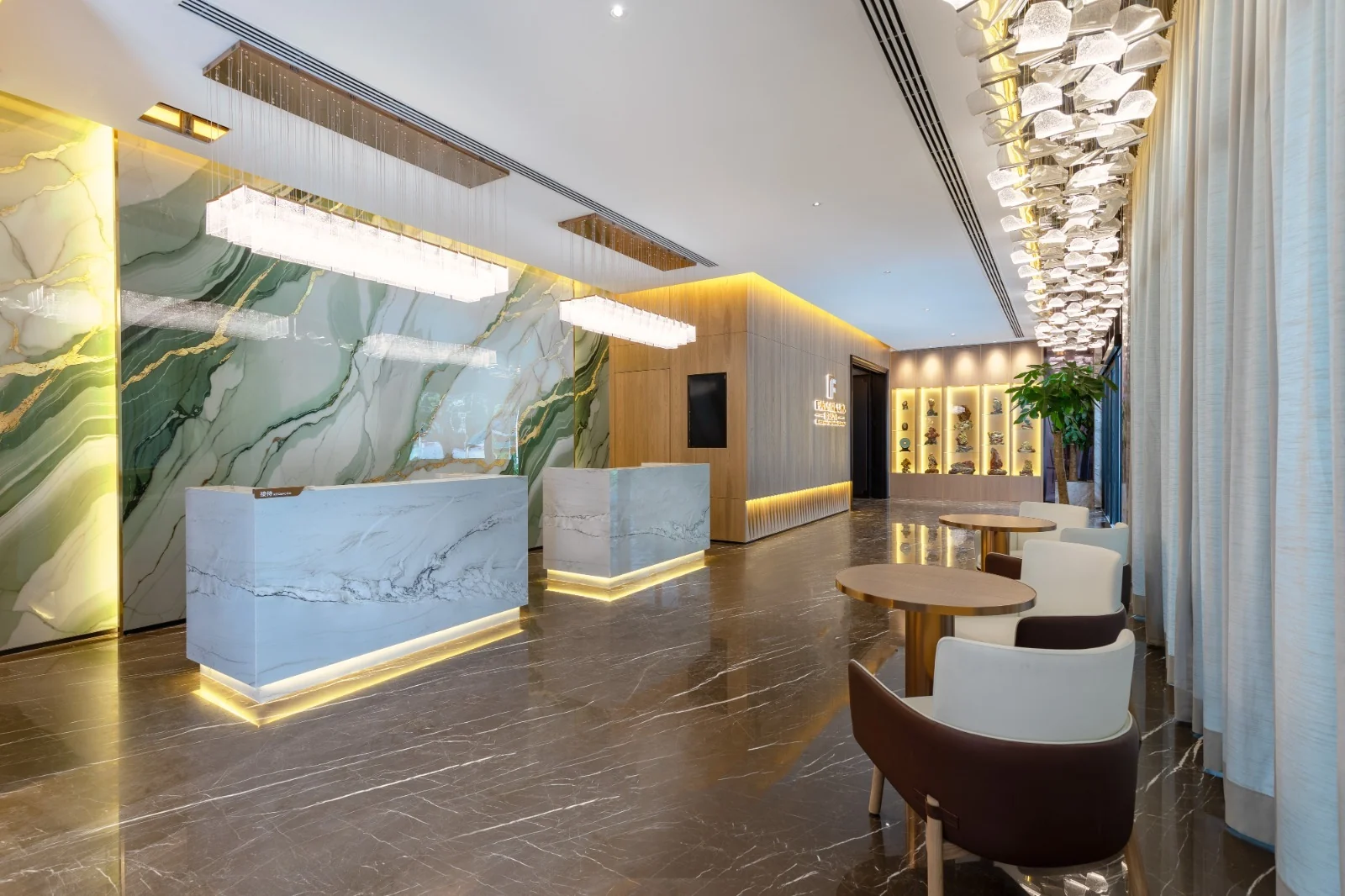 Wyndham Garden abre nova unidade na Aclimação com restaurante oriental