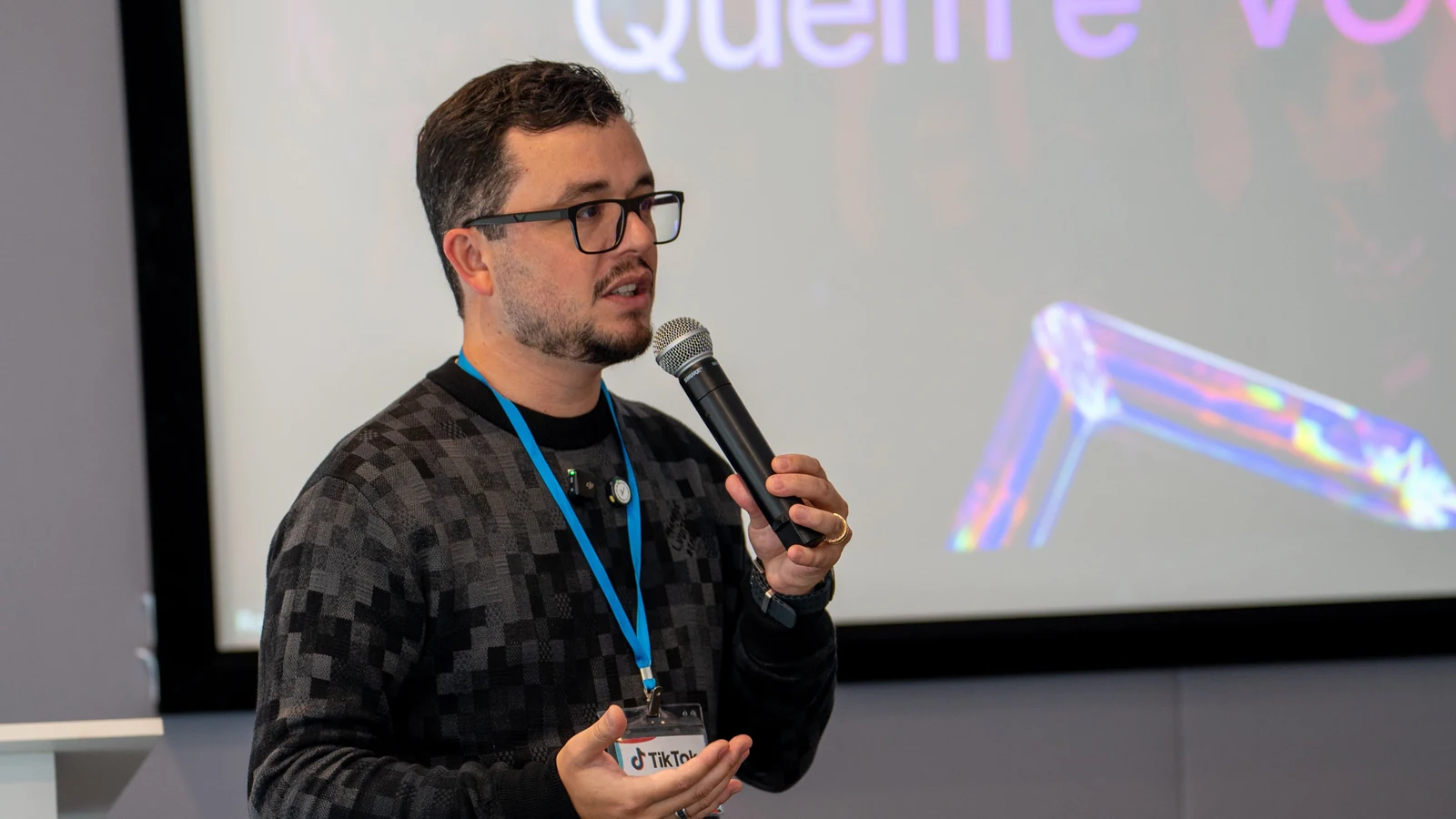ybera capacita afiliadas na sede do tiktok em aposta de social commerce featured