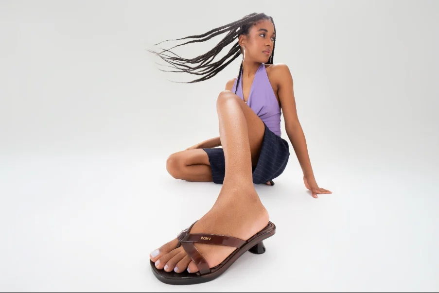 Zaxy aposta em transparência e efeito glossy com nova coleção Jelly