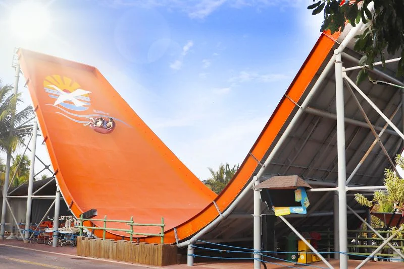 5 parques aquáticos perto de SP para viajar no mês das crianças