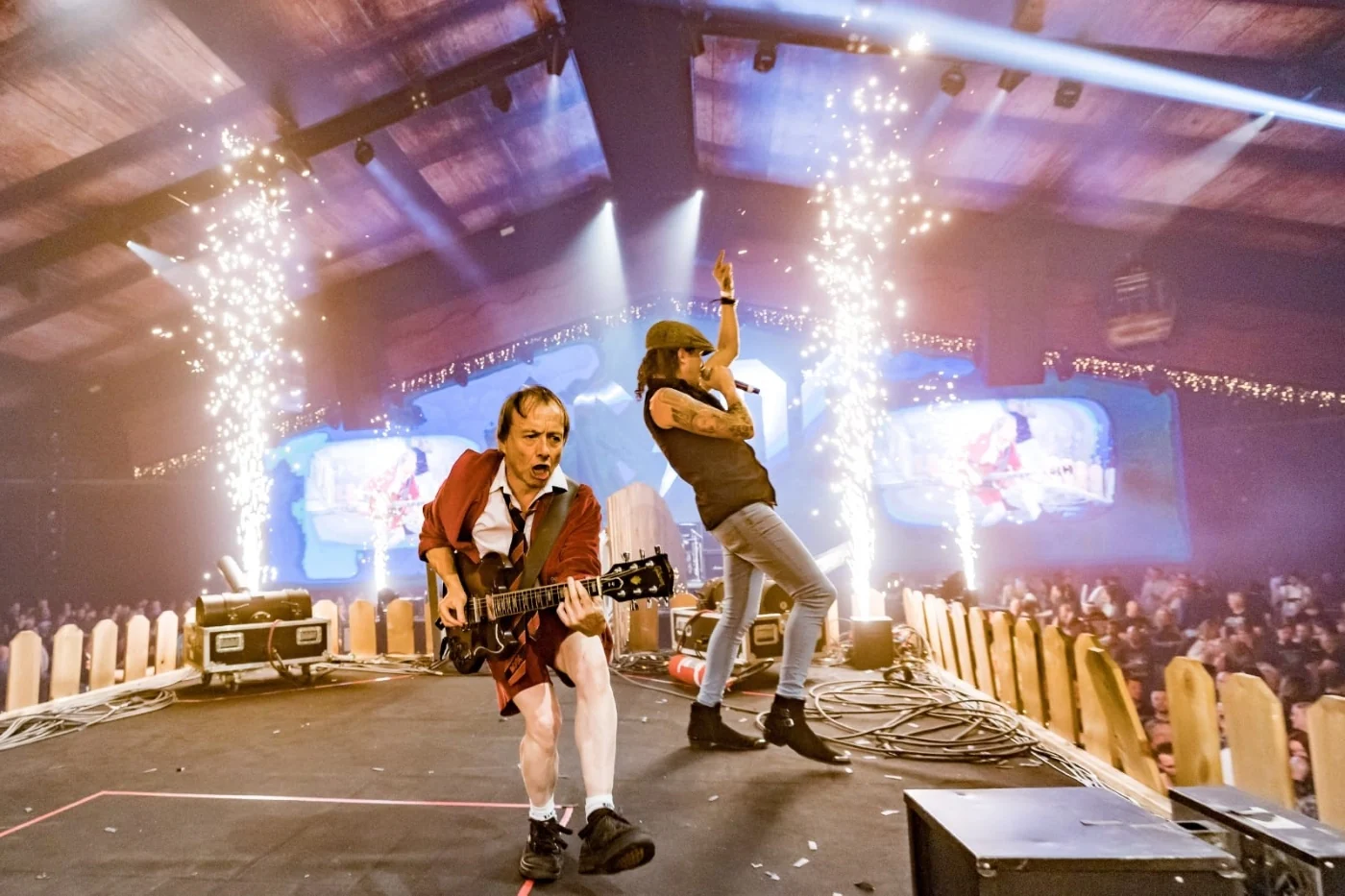 AC/DC UK traz turnê com mais de duas horas de clássicos ao Brasil