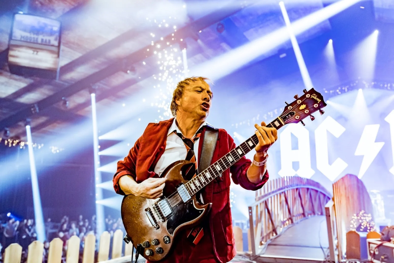 AC/DC UK traz turnê com mais de duas horas de clássicos ao Brasil