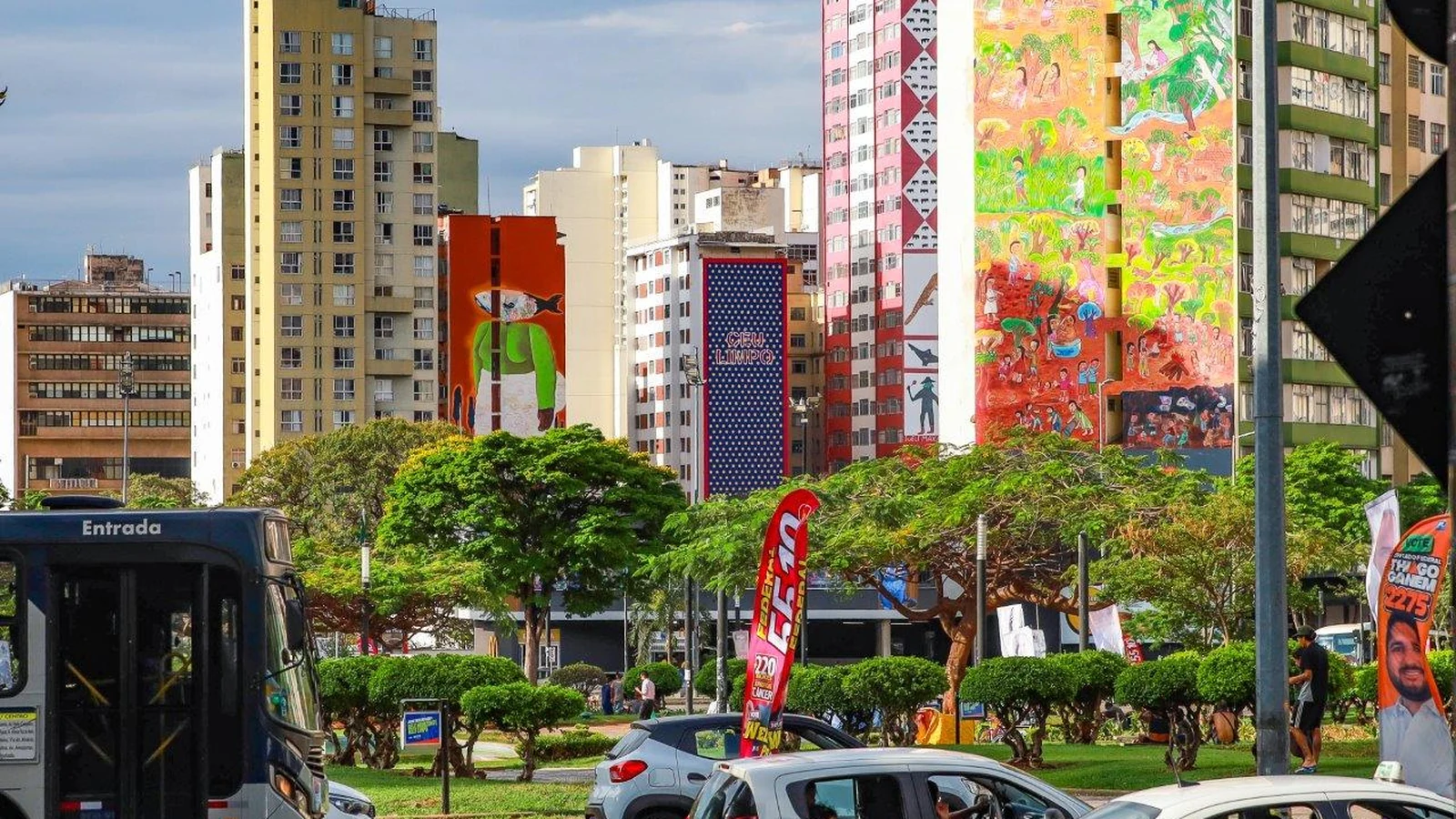 Ailton Krenak assina empena de 555 m² e encerra ciclo do CURA ailton krenak assina empena de 555 m e encerra ciclo do cura featured