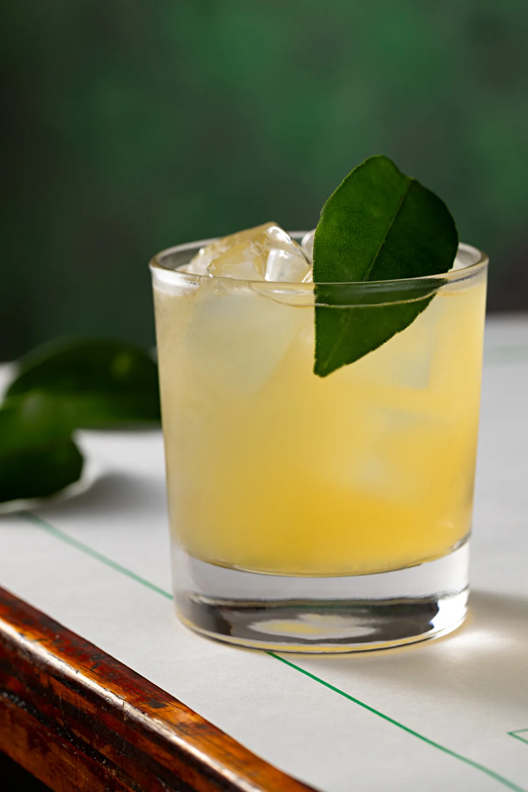 Além da caipirinha: bares do Rio reinventam a cachaça em alta coquetelaria
