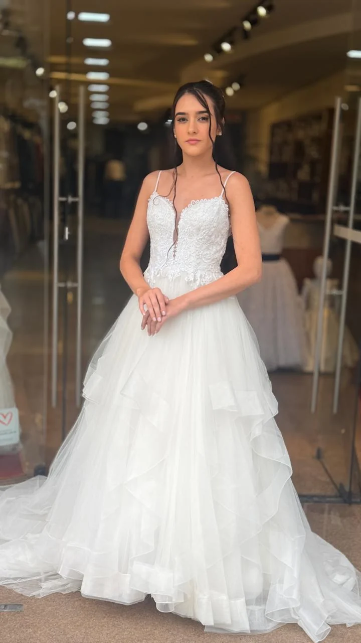 Aluguel de vestidos de noiva e festa tem desconto de 20% em Niterói