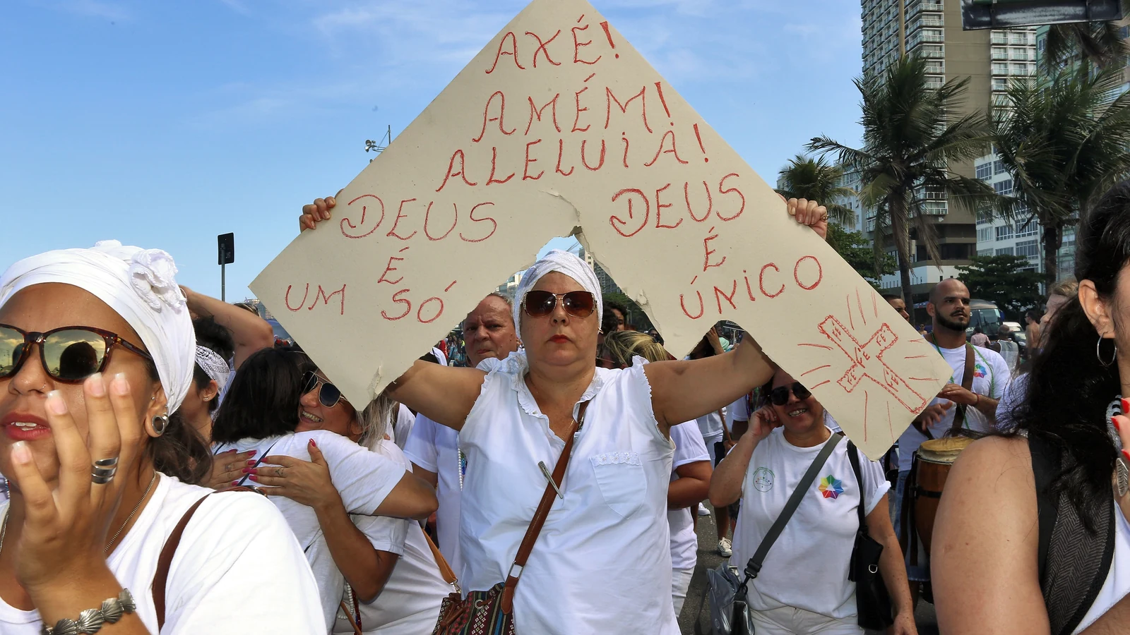ato inter religioso reune milhares em copacabana por respeito e direitos featured