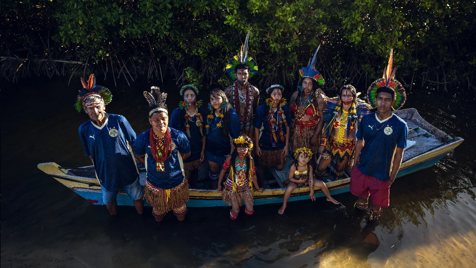 bahia estreia camisa com homenagens indigenas e vence com novo uniforme featured