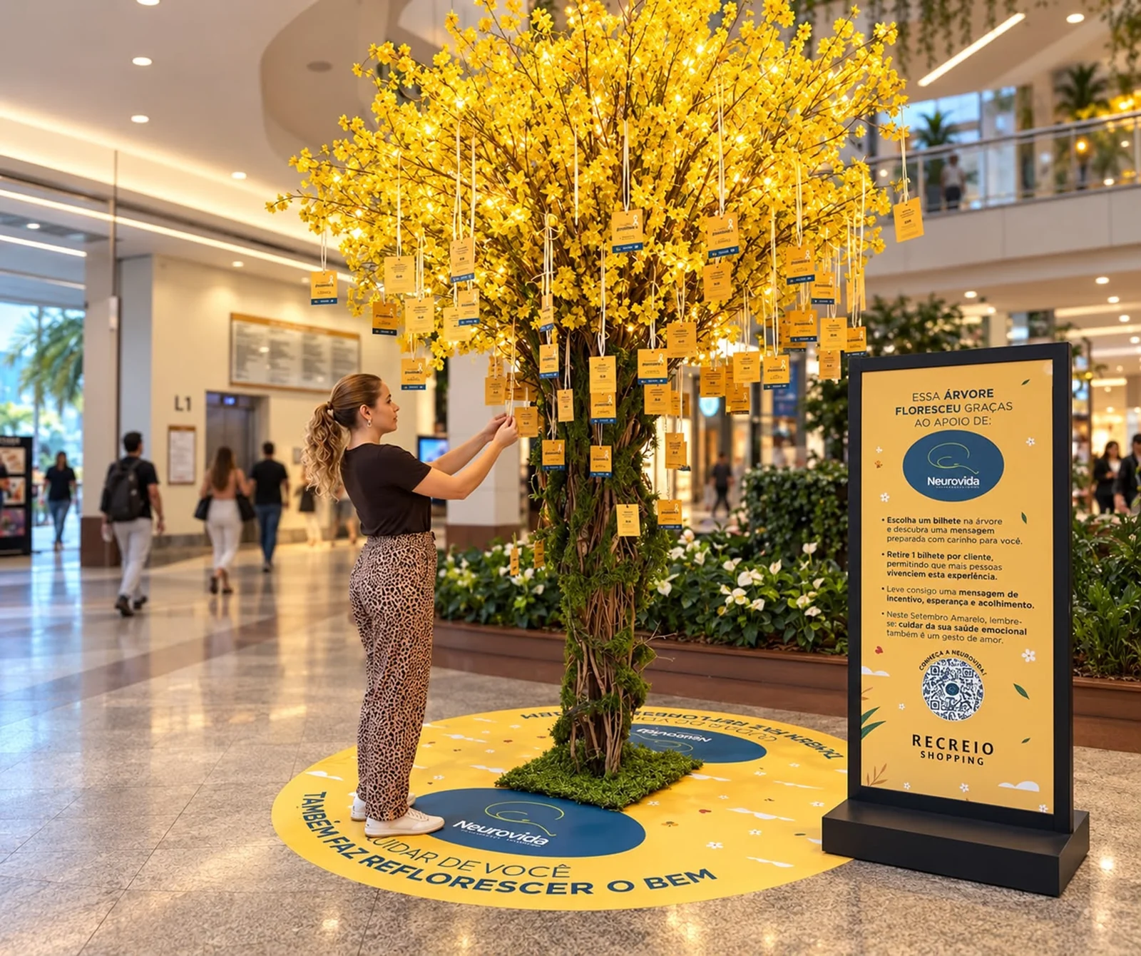 Bilhetes de gentileza e Árvore da Esperança ocupam shopping no Rio