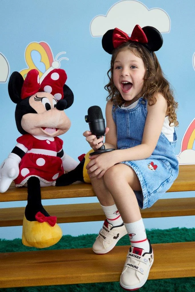 C&A lança cápsula Disney com Julia Faria para o Dia das Crianças