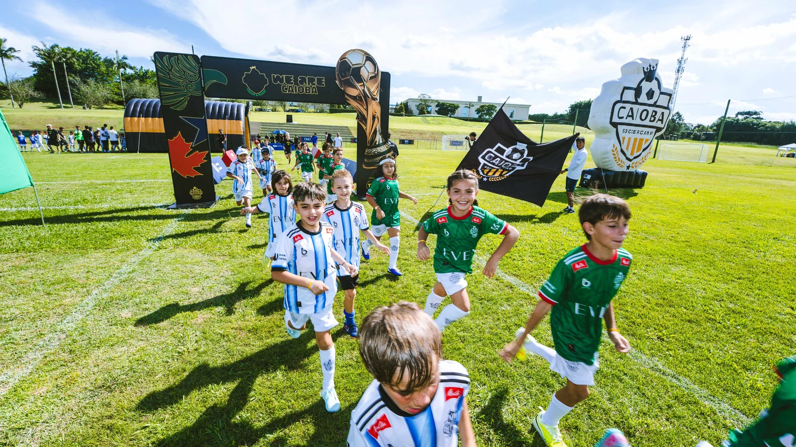 caioba soccer camp reune idolos do futebol e familias em sao paulo featured
