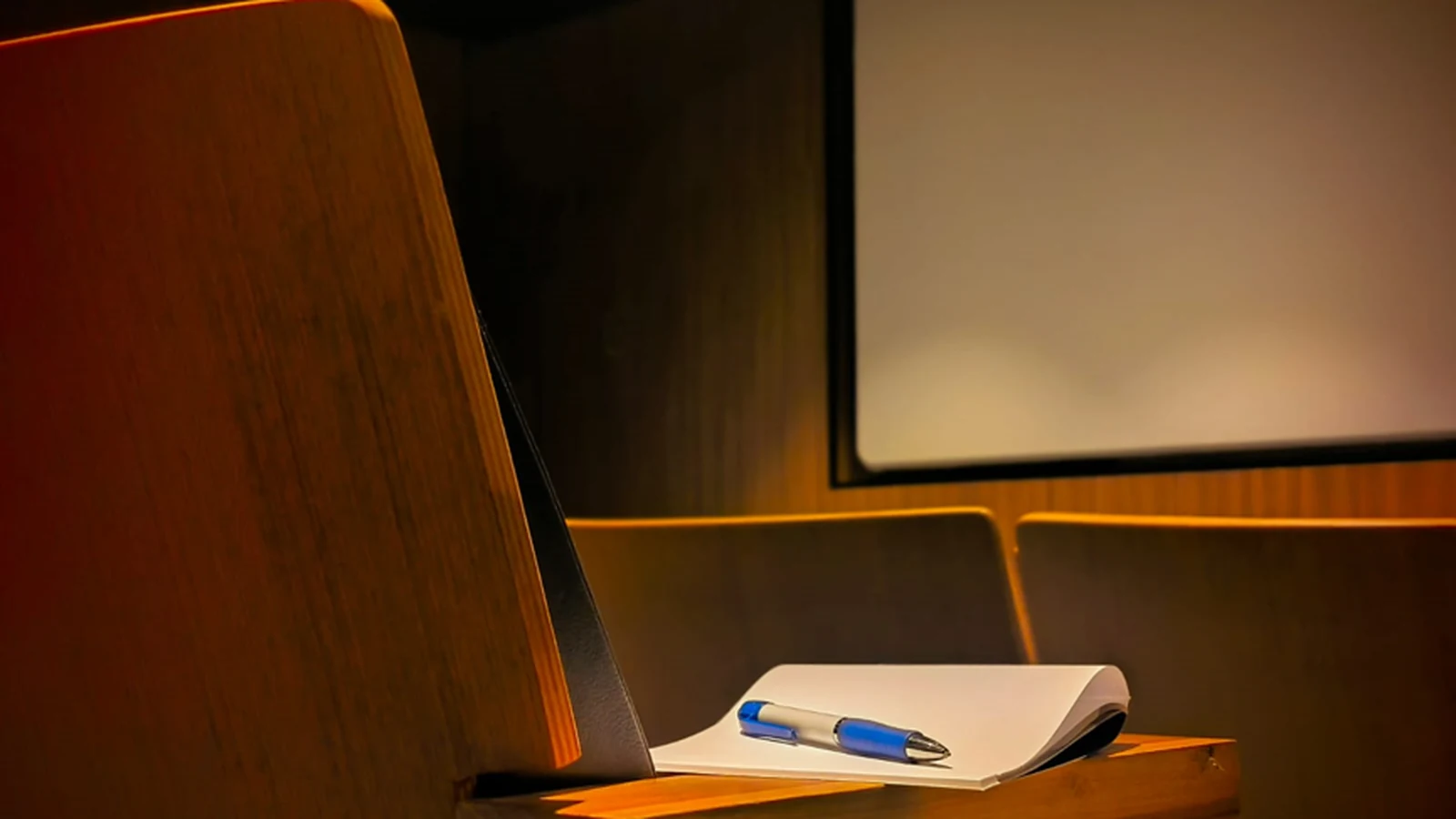 caixa cultural abre oficinas gratuitas de arte urbana e literatura featured