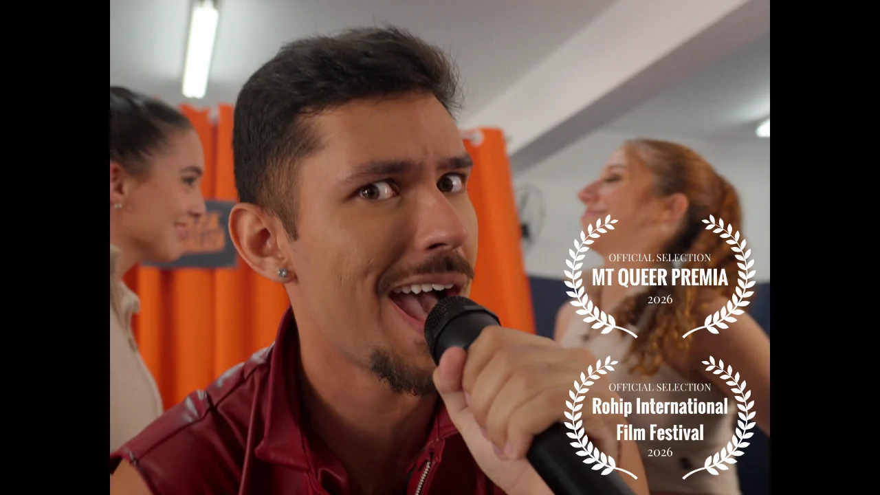 Cantor carioca vence festival na Índia e prepara primeiro disco autoral