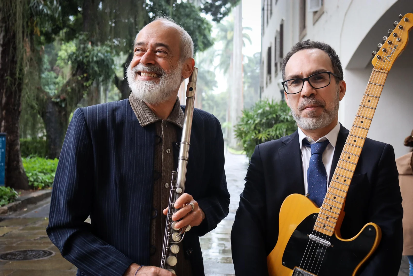 Carlos Malta e Alexandre Elias unem sopros e eletrônica em Vento no aço
