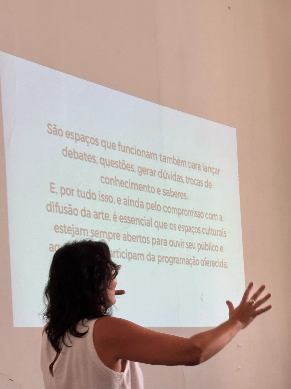 CCBB RJ abre oficinas gratuitas de artes visuais para mulheres