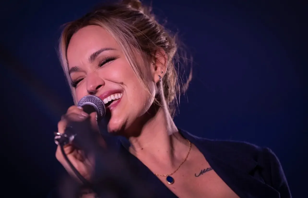 Claudia Bossle traz repertório do Blue Note Tokyo a Florianópolis