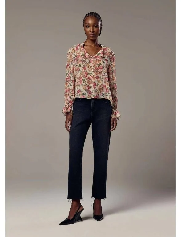 Estampas florais ganham novas versões para renovar o guarda-roupa