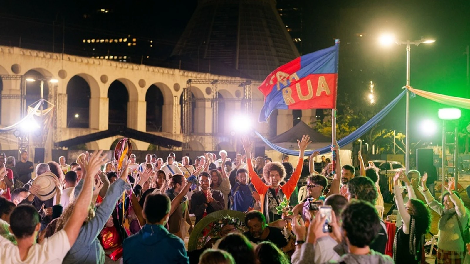 festival amir haddad comeca com show gratuito de fafa de belem na lapa featured
