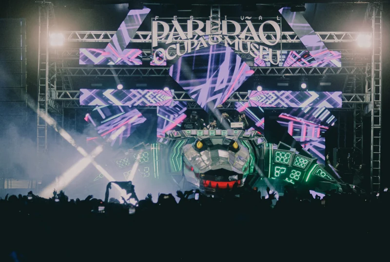 Festival Paredão une tecnobrega, reggae e eletrônico na Praça XV