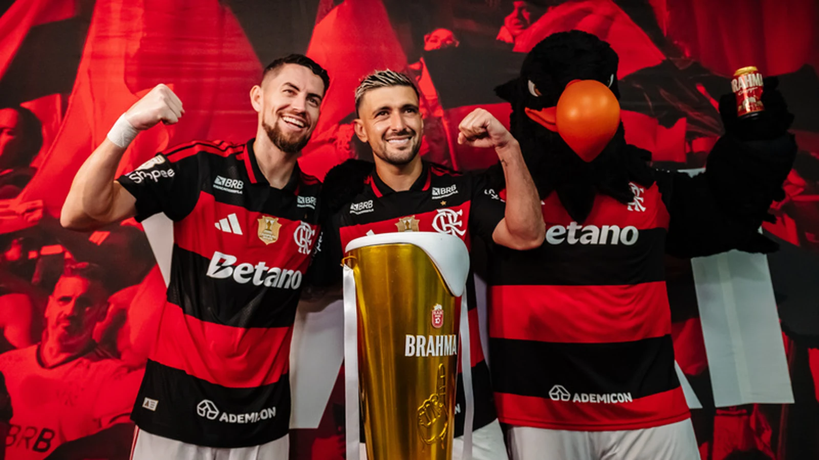 flamengo bate corinthians e torcida ganha cerveja liberada da brahma featured