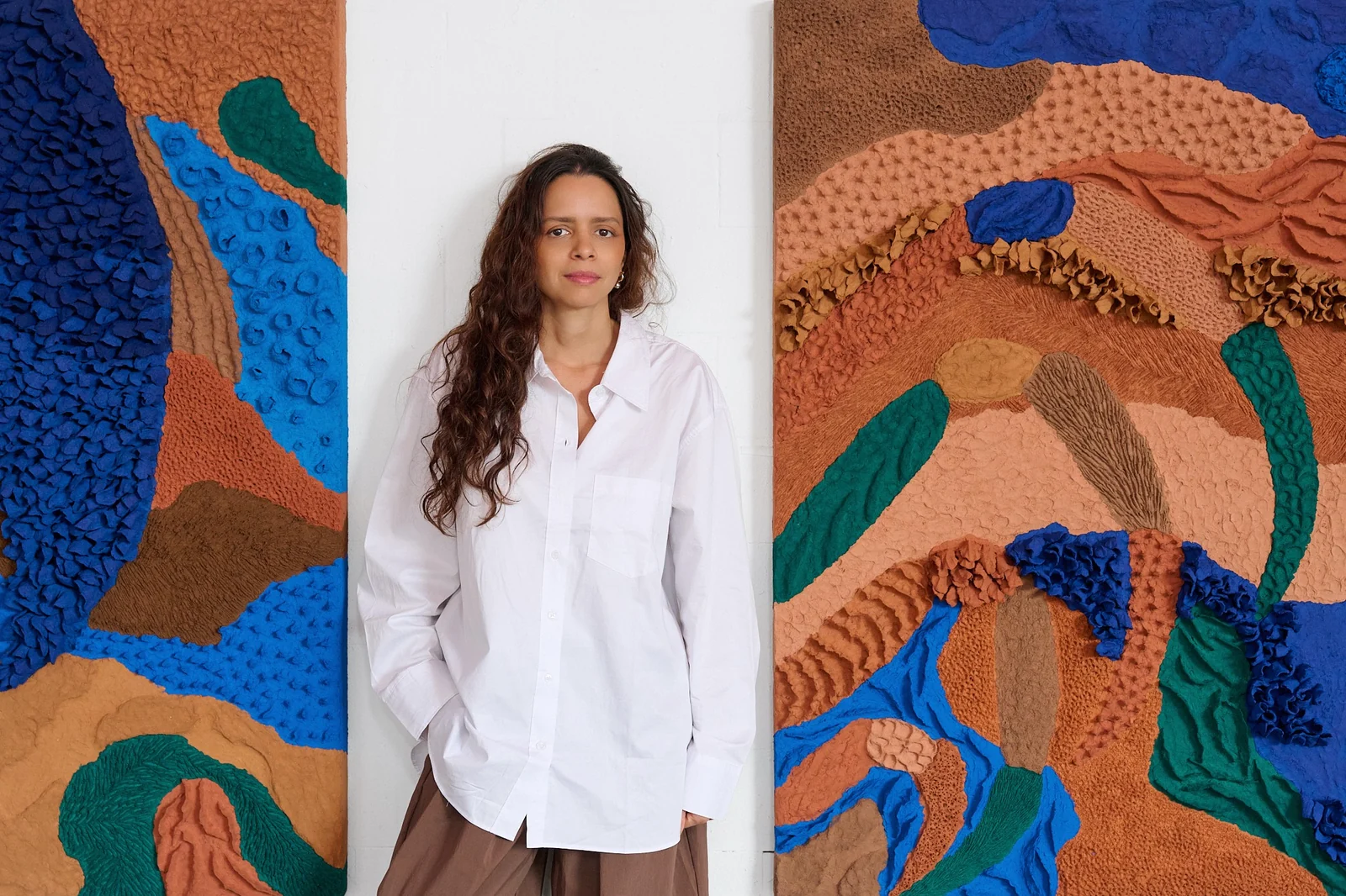 Galeria no Pavão-Pavãozinho recebe mostra que transforma lixo em arte