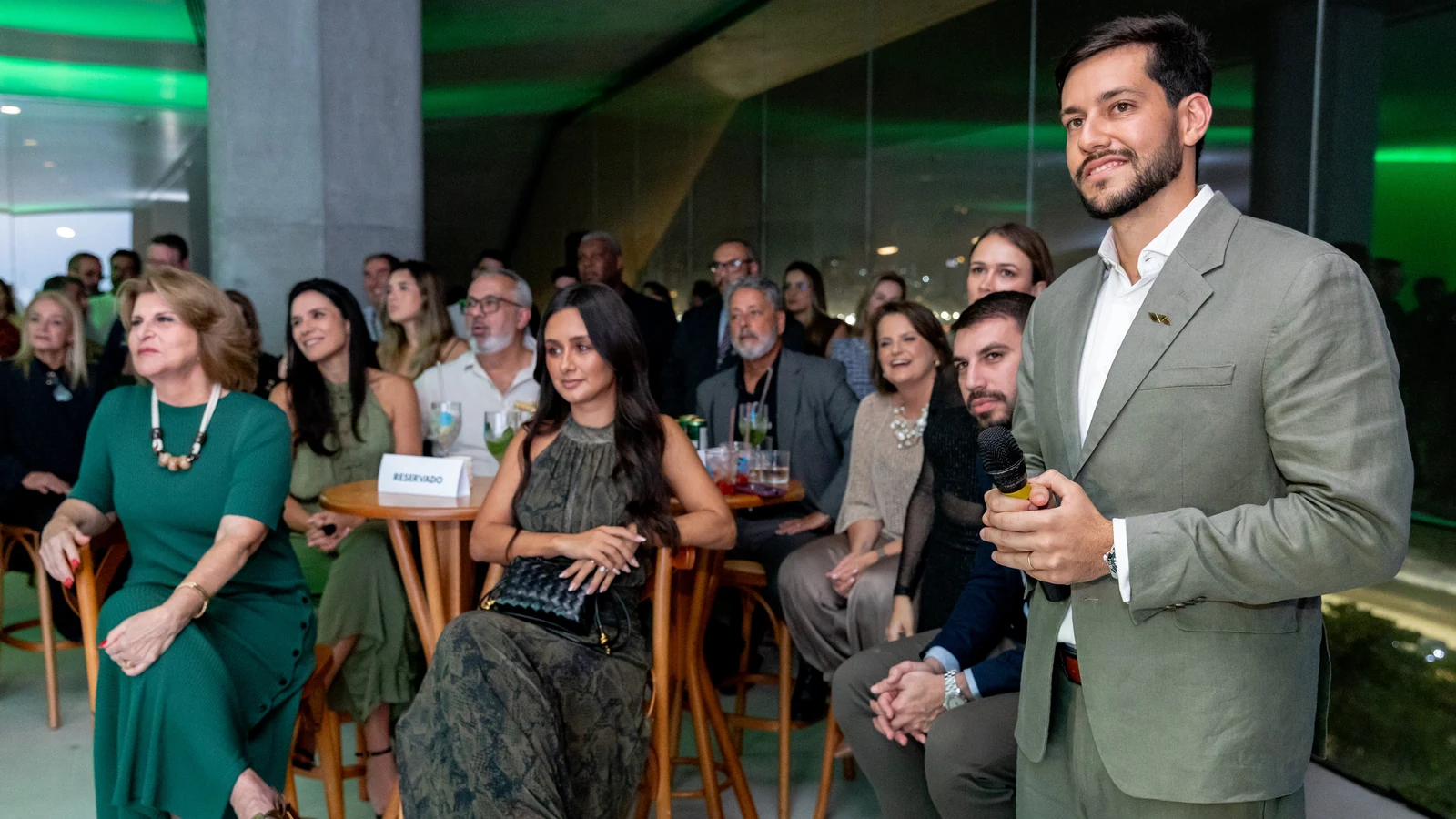 grupo vilarejo premia agencias e apresenta nova identidade featured