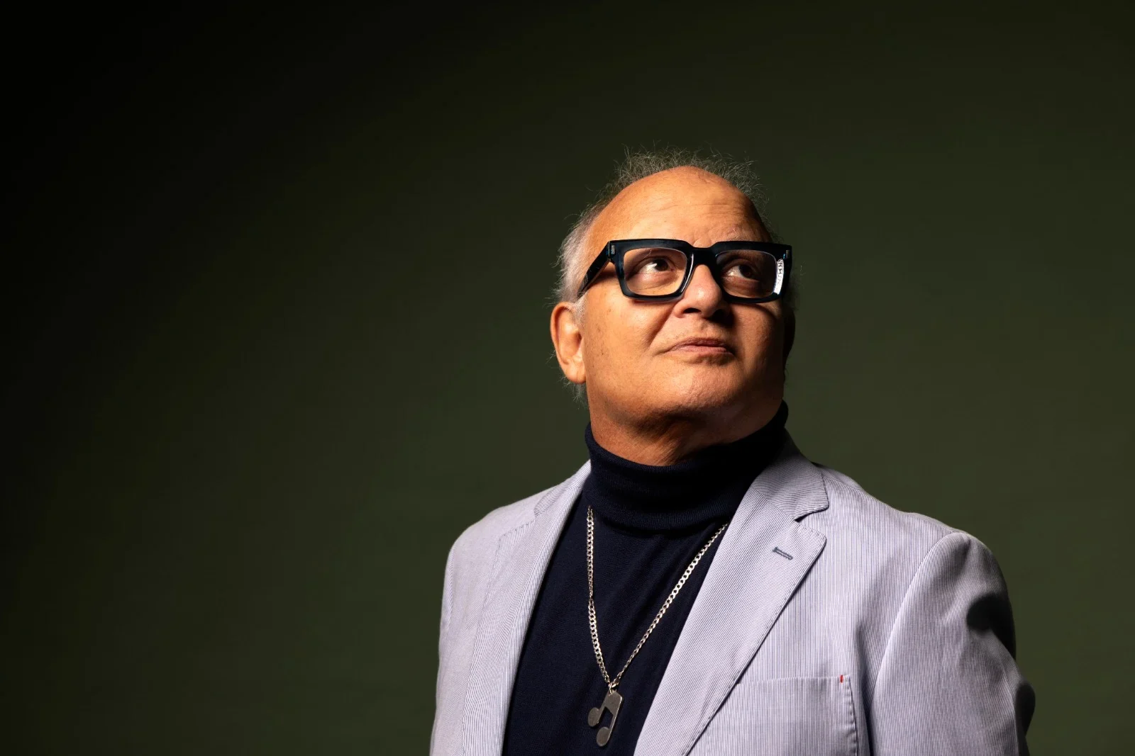 Guilherme Arantes leva celebração de 50 anos de estrada à Arena Opus