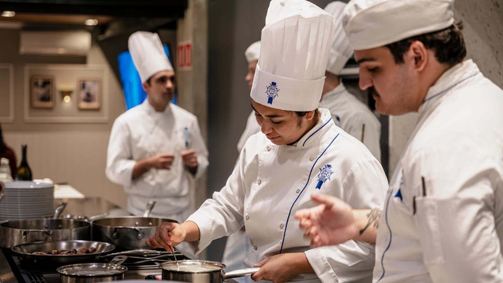 le cordon bleu recria misticismo do dia de los muertos em menu de 9 etapas featured