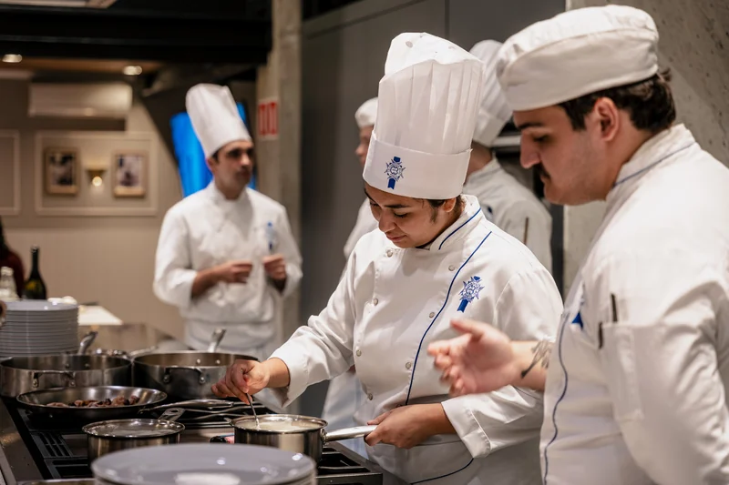Le Cordon Bleu recria misticismo do 'Día de Los Muertos' em menu de 9 etapas