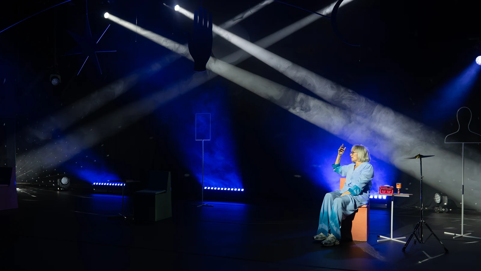 lilia cabral vive rita lee em monologo que chega ao teatro prio featured