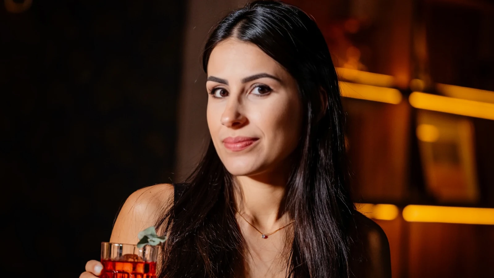 mixologista transforma torta red velvet em coquetel na negroni week featured