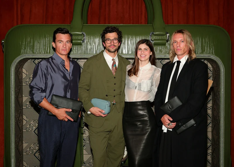 Montblanc celebra 100 anos de artigos de couro na NYFW