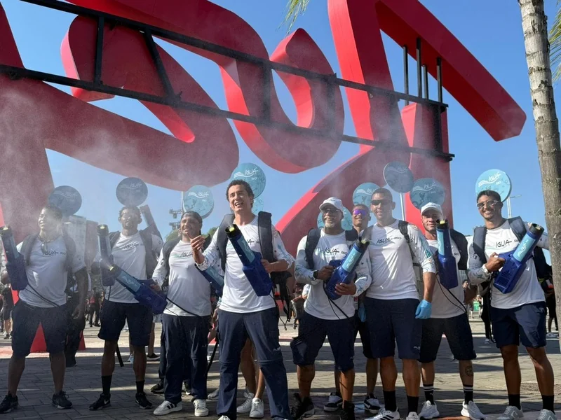 Rafael Portugal vira aguadeiro no Rock in Rio e surpreende público