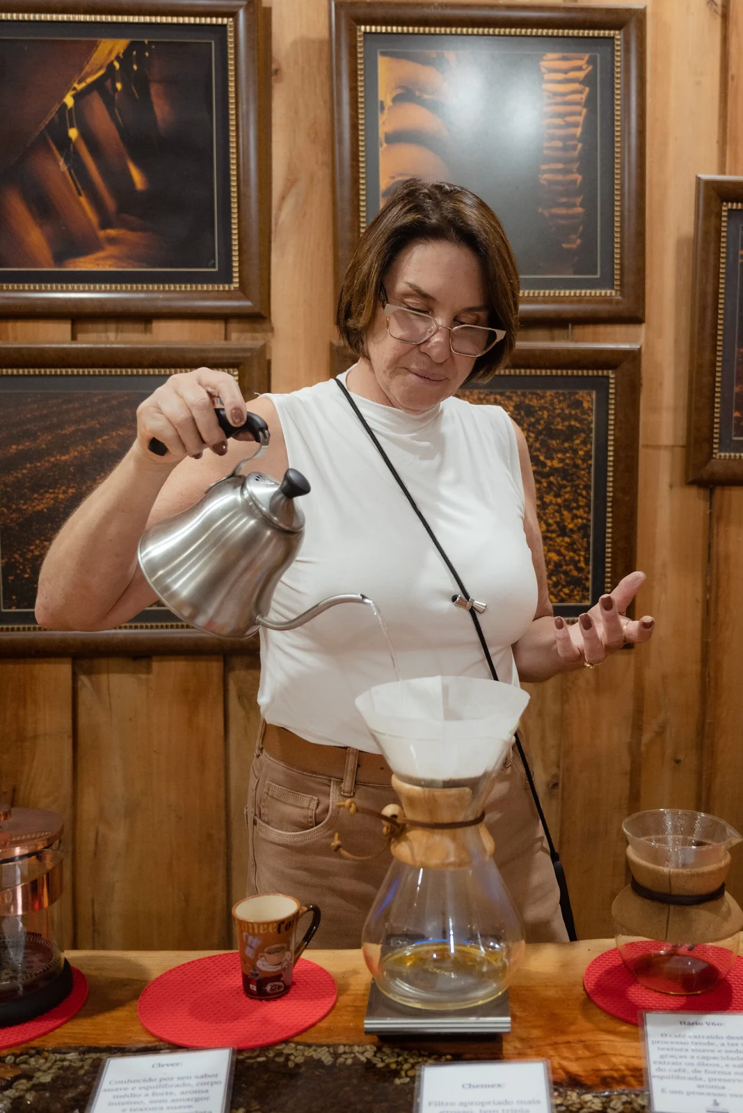 Rota do café na serra do Rio revela produção artesanal e torra ao vivo 1 Rota do café na serra do Rio revela produção artesanal e torra ao vivo