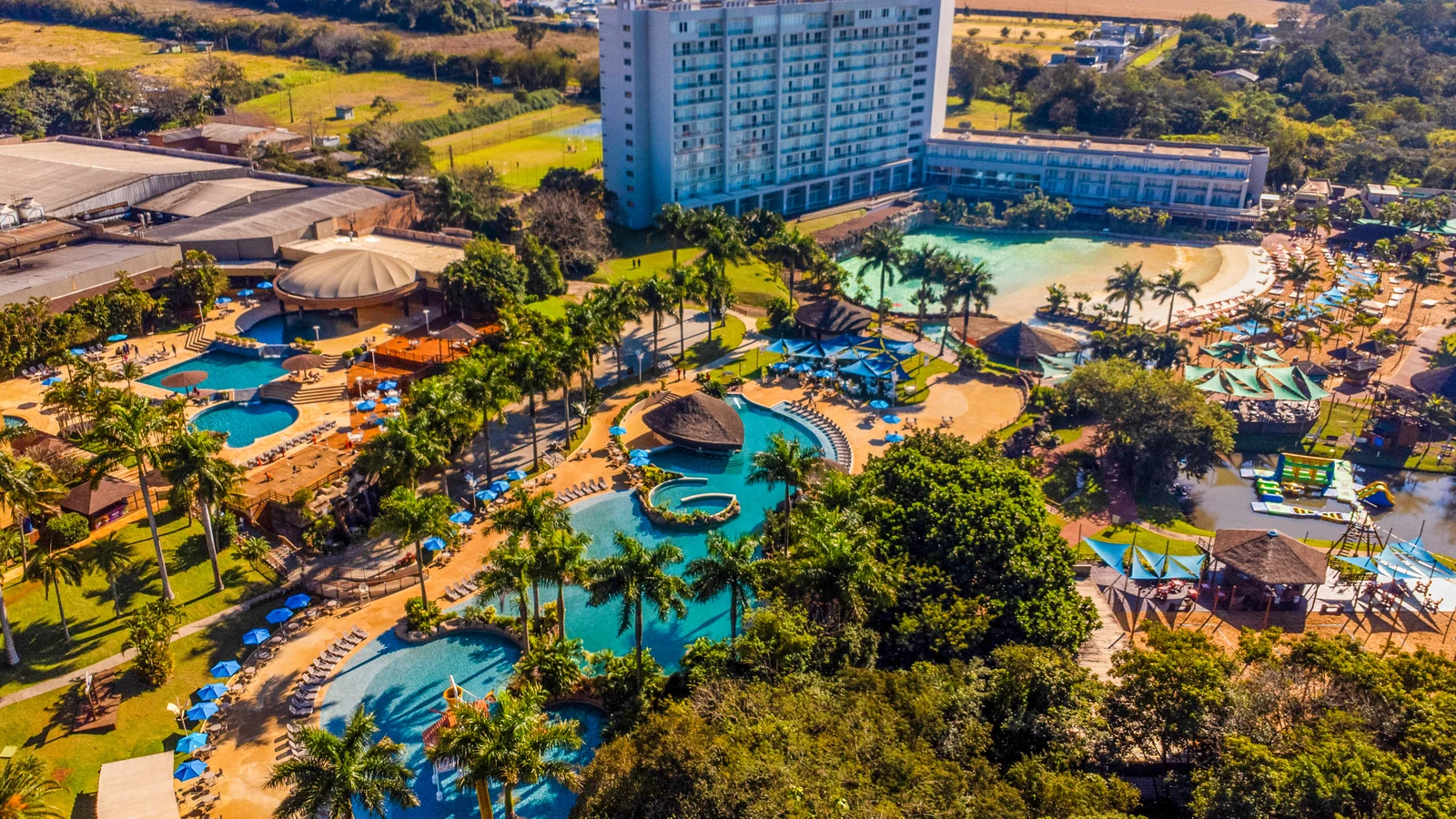 semana do cliente reduz tarifas em resort e parque aquatico featured