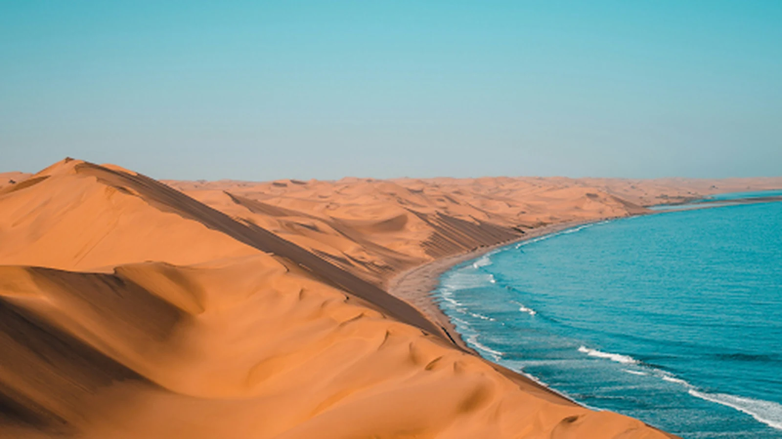 silencio e imensidao na namibia redefinem conceito de refugio mental featured