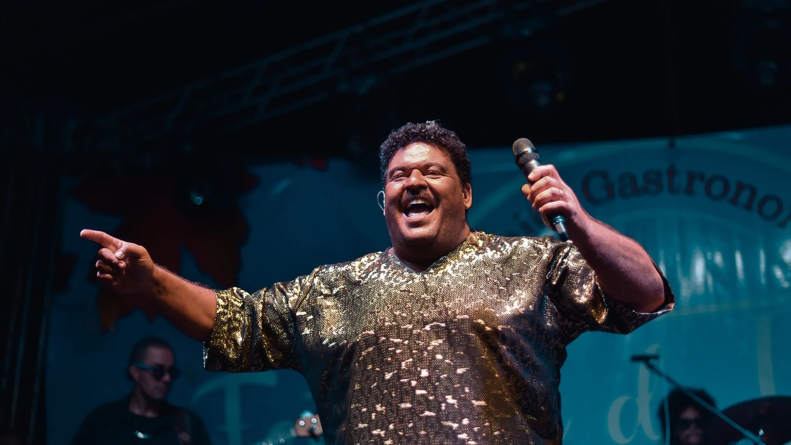 tributo a tim maia encerra temporada de musica ao vivo na zona sul featured