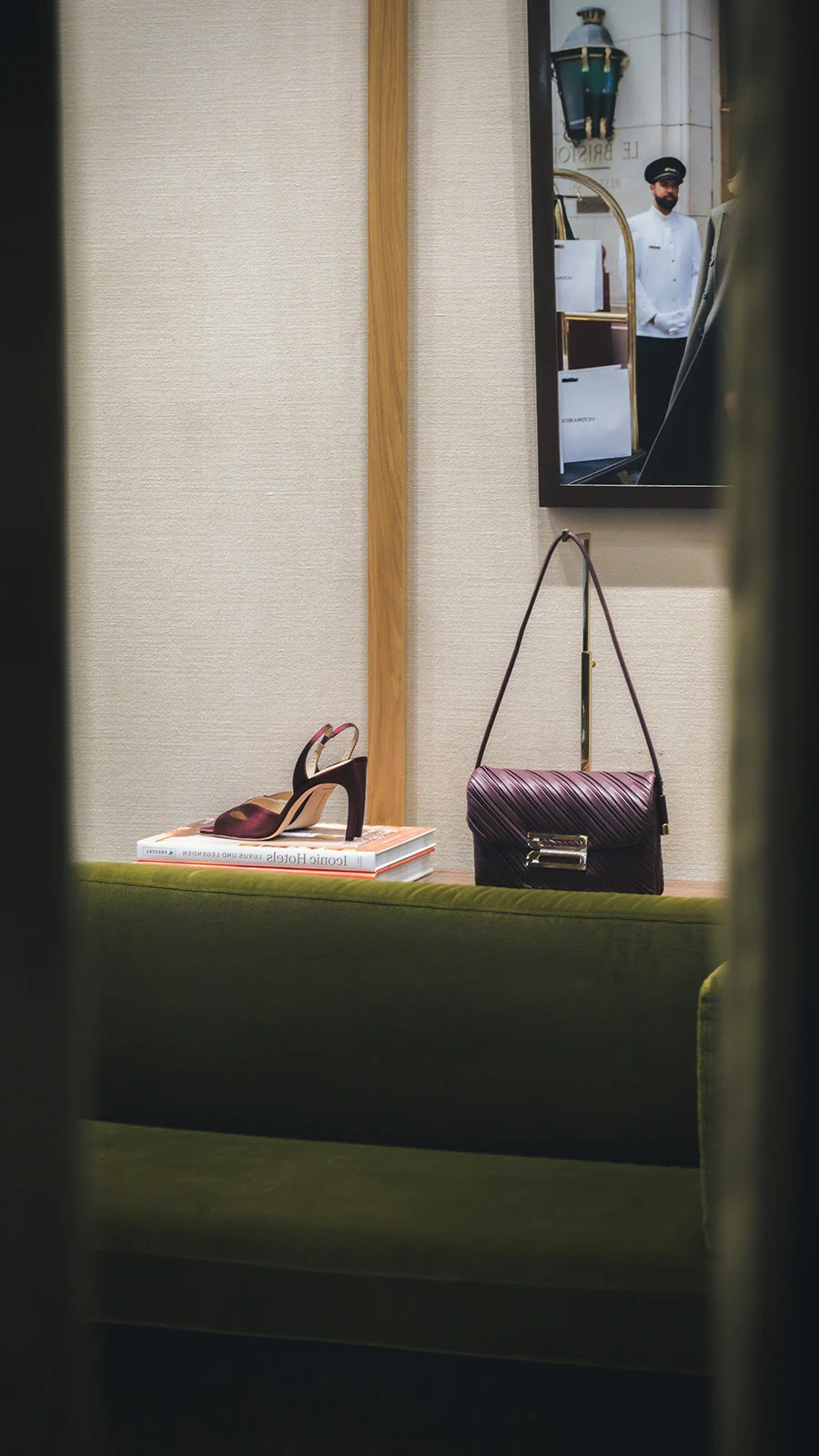Victoria Beckham abre pop-up inédita no Le Bristol Paris