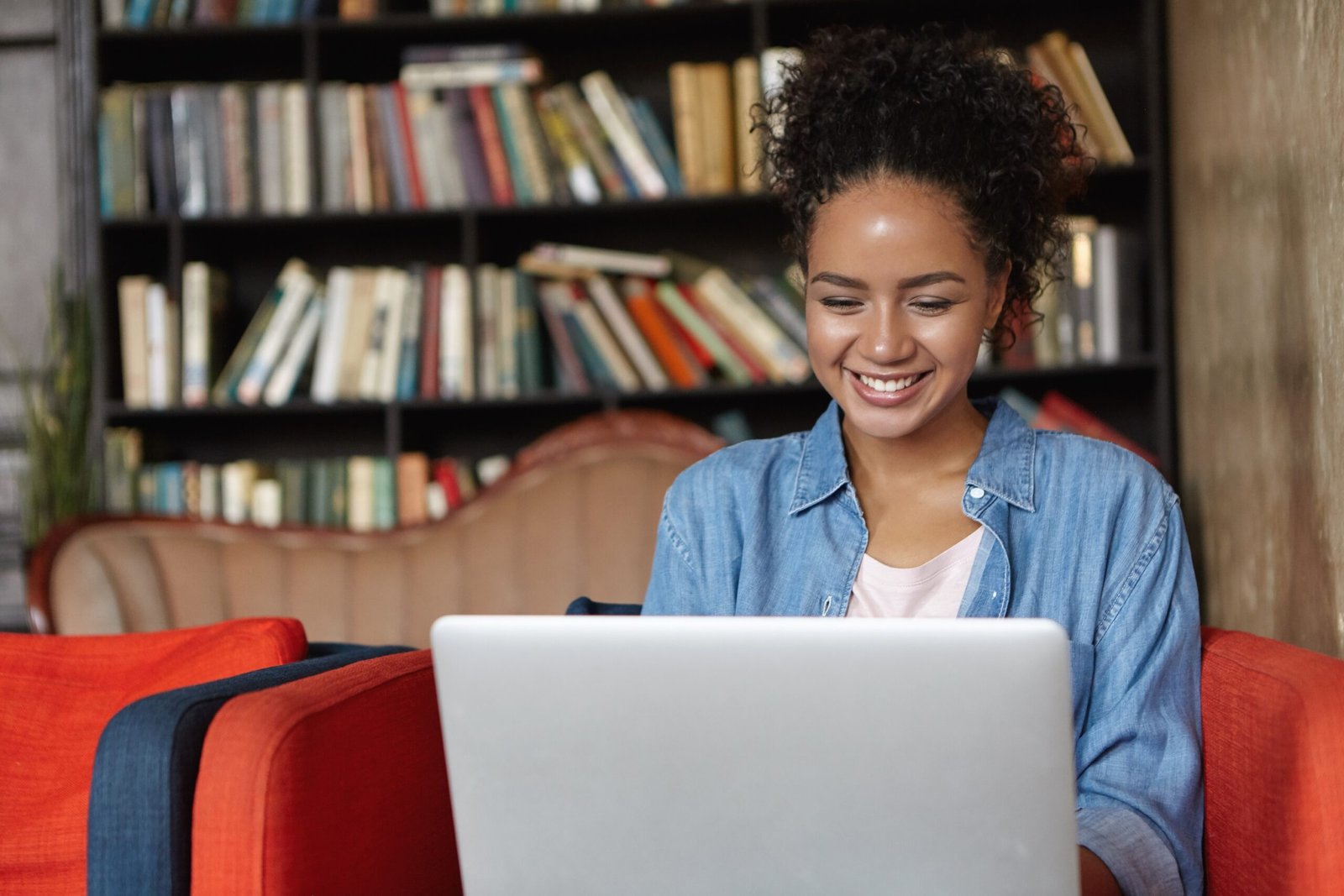 Webinar O bibliotecario esta on mercado de trabalho e tendencias na profissao scaled