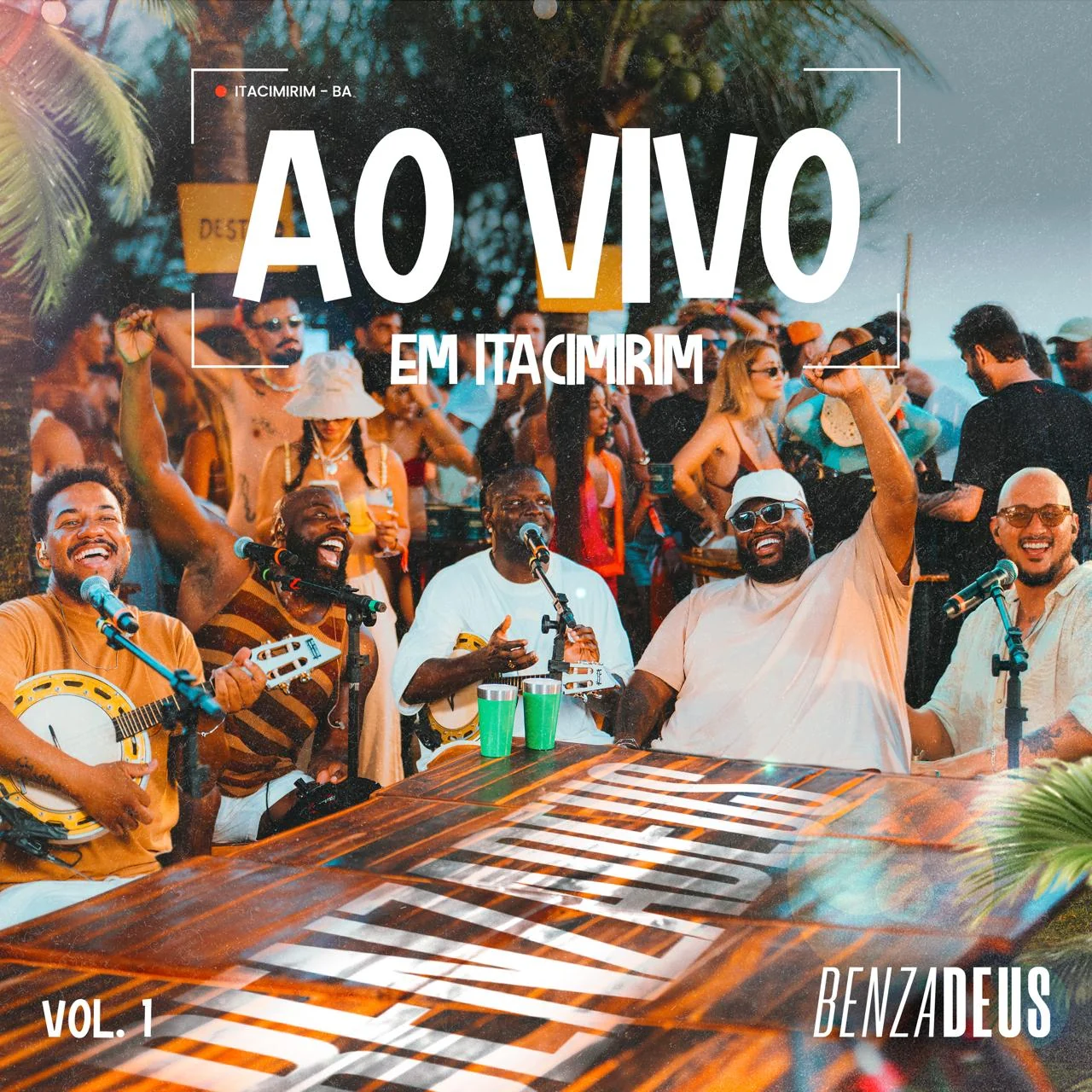 Benzadeus grava audiovisual à beira-mar e antecipa clima de Carnaval