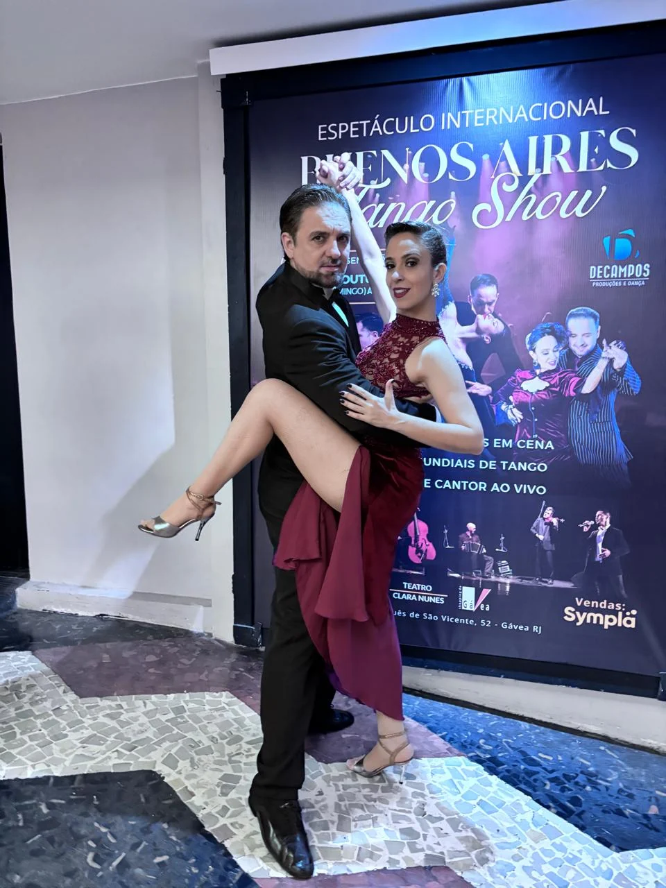 Buenos Aires Tango Show é ovacionado em apresentação única no Rio