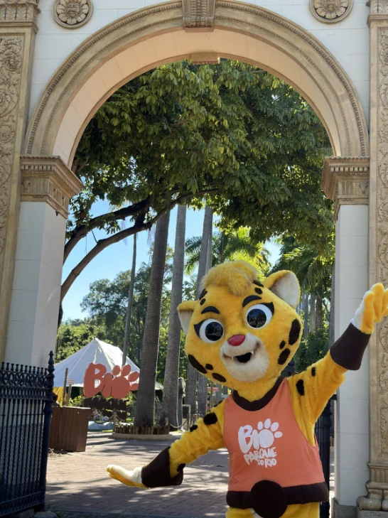 Crianças acompanham rotina de cuidadores no BioParque do Rio
