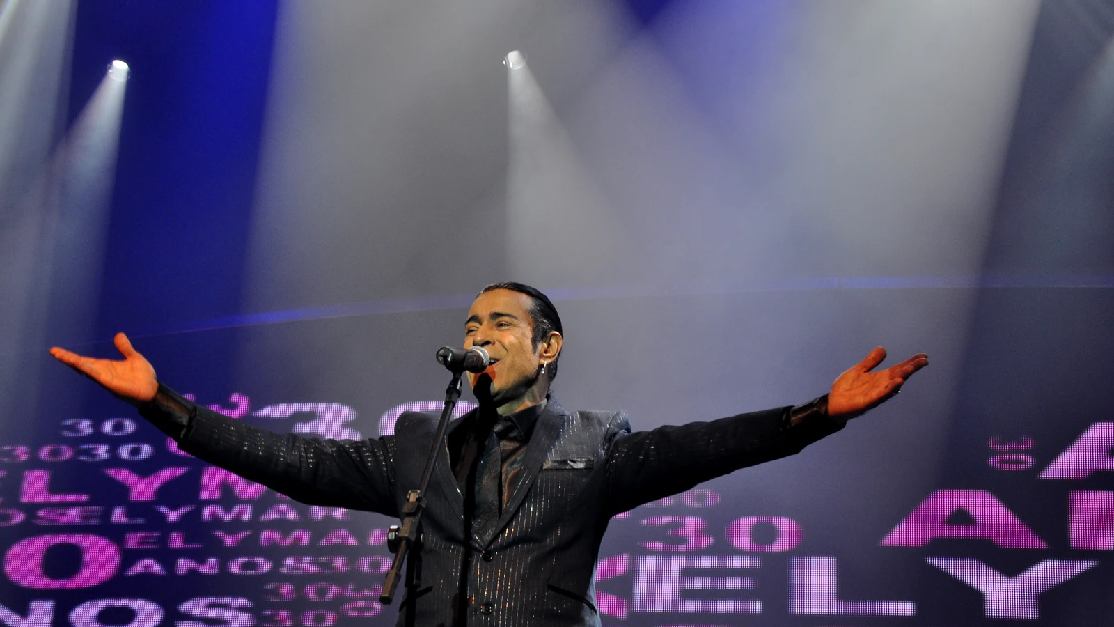 elymar santos celebra aniversario no palco e prepara novidades featured