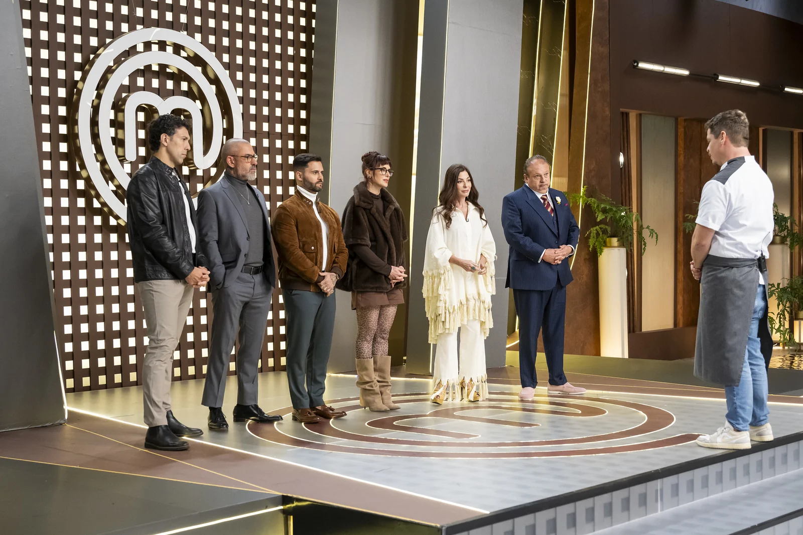 Falha em torre de doces franceses elimina participante do MasterChef