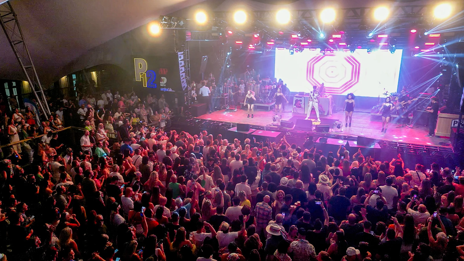 Feijoada do Cacau celebra 28 anos no P12 com Wanessa Camargo feijoada do cacau celebra 28 anos no p12 com wanessa camargo featured